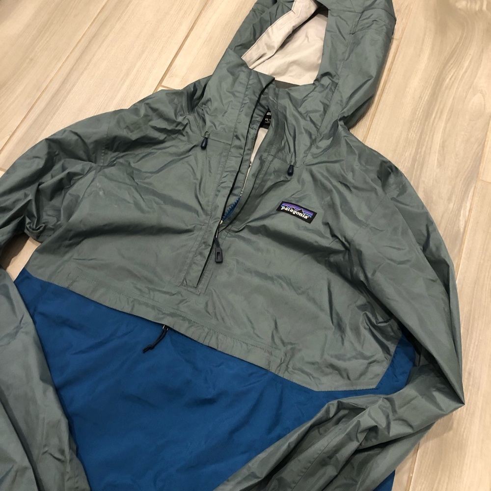 PATAGONIA PULLOVER RAINCOAT